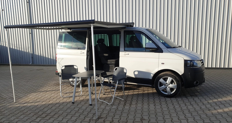 Volkswagen Multivan cena 77000 przebieg: 245000, rok produkcji 2010 z Poznań małe 232